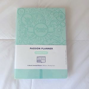 Passion Planner Undated Weekly Planner